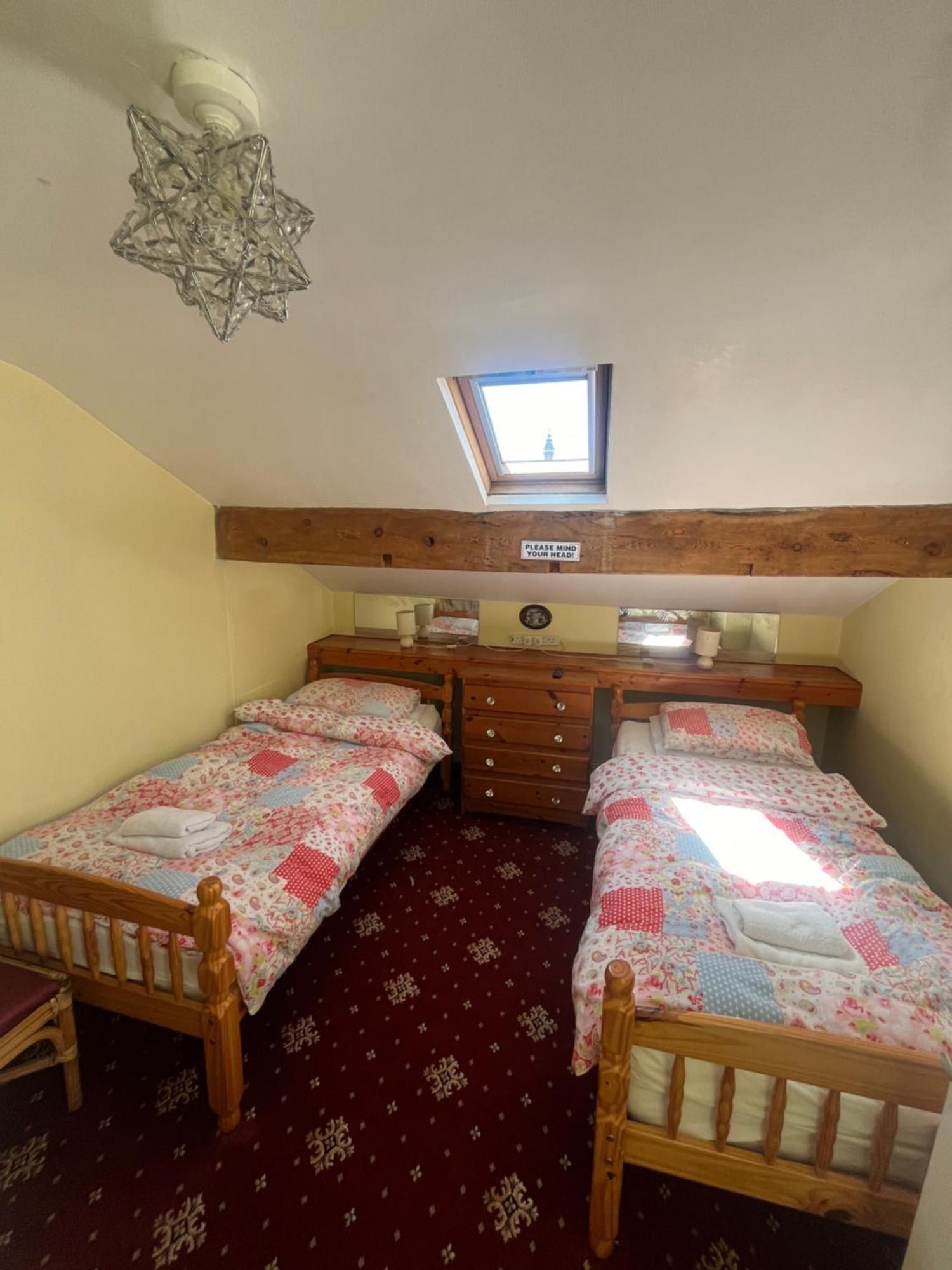 Marston Town Centre Villa Blackpool Bagian luar foto