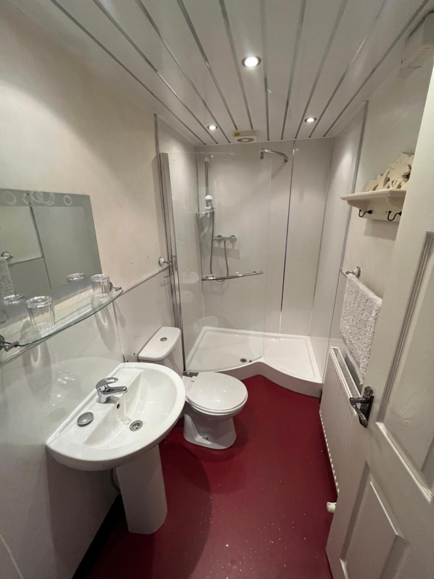 Marston Town Centre Villa Blackpool Bagian luar foto