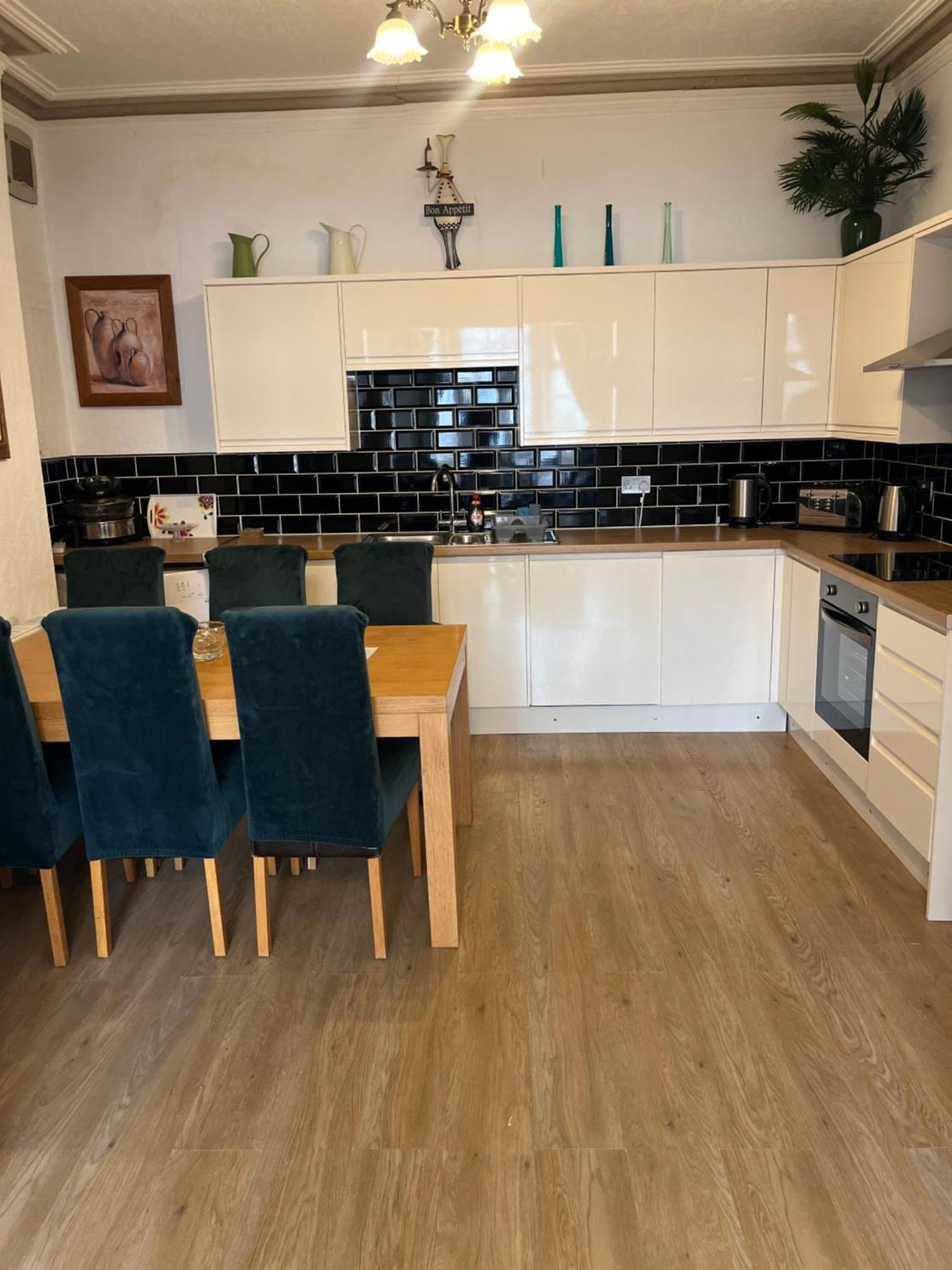 Marston Town Centre Villa Blackpool Bagian luar foto