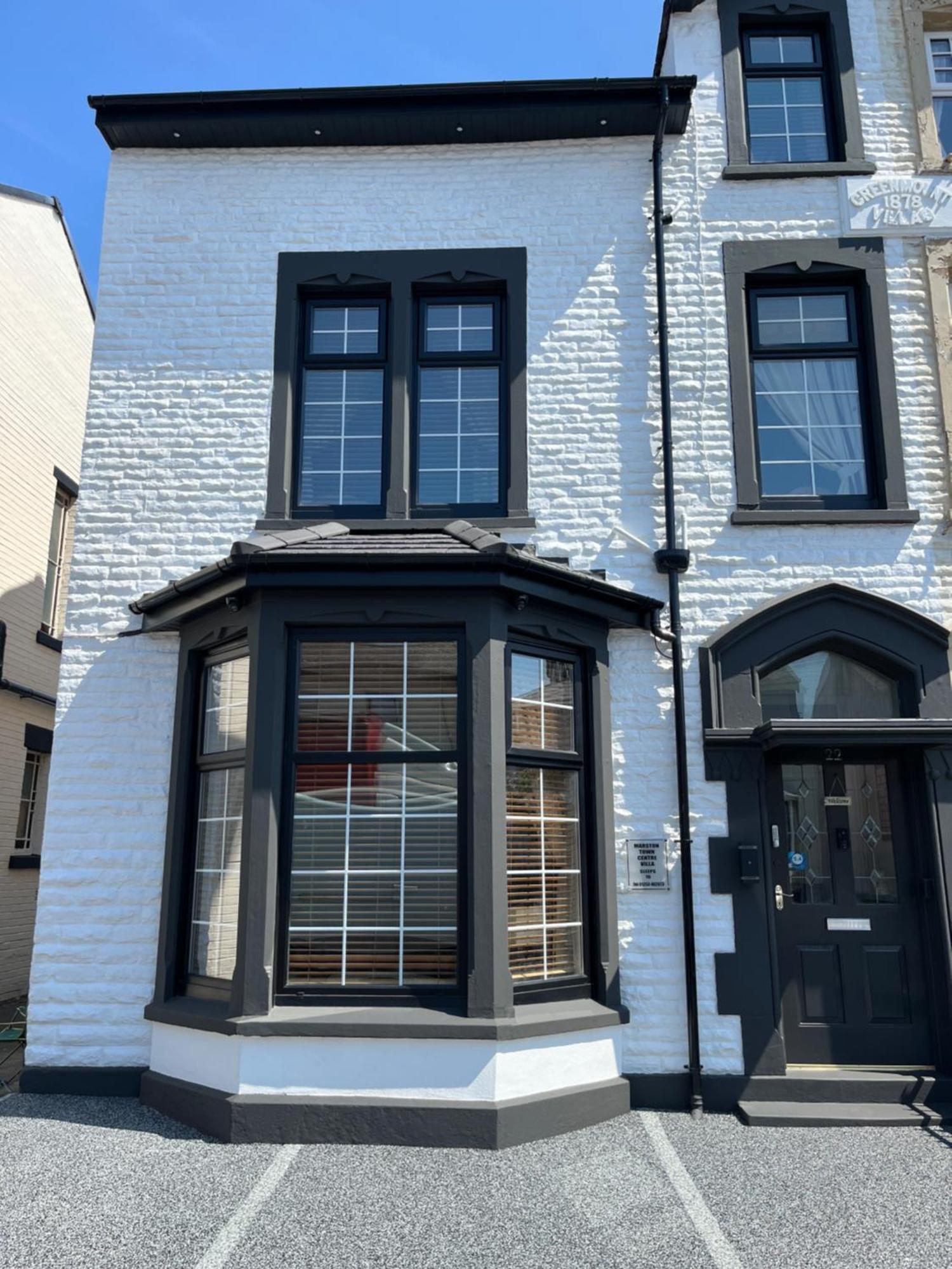 Marston Town Centre Villa Blackpool Bagian luar foto